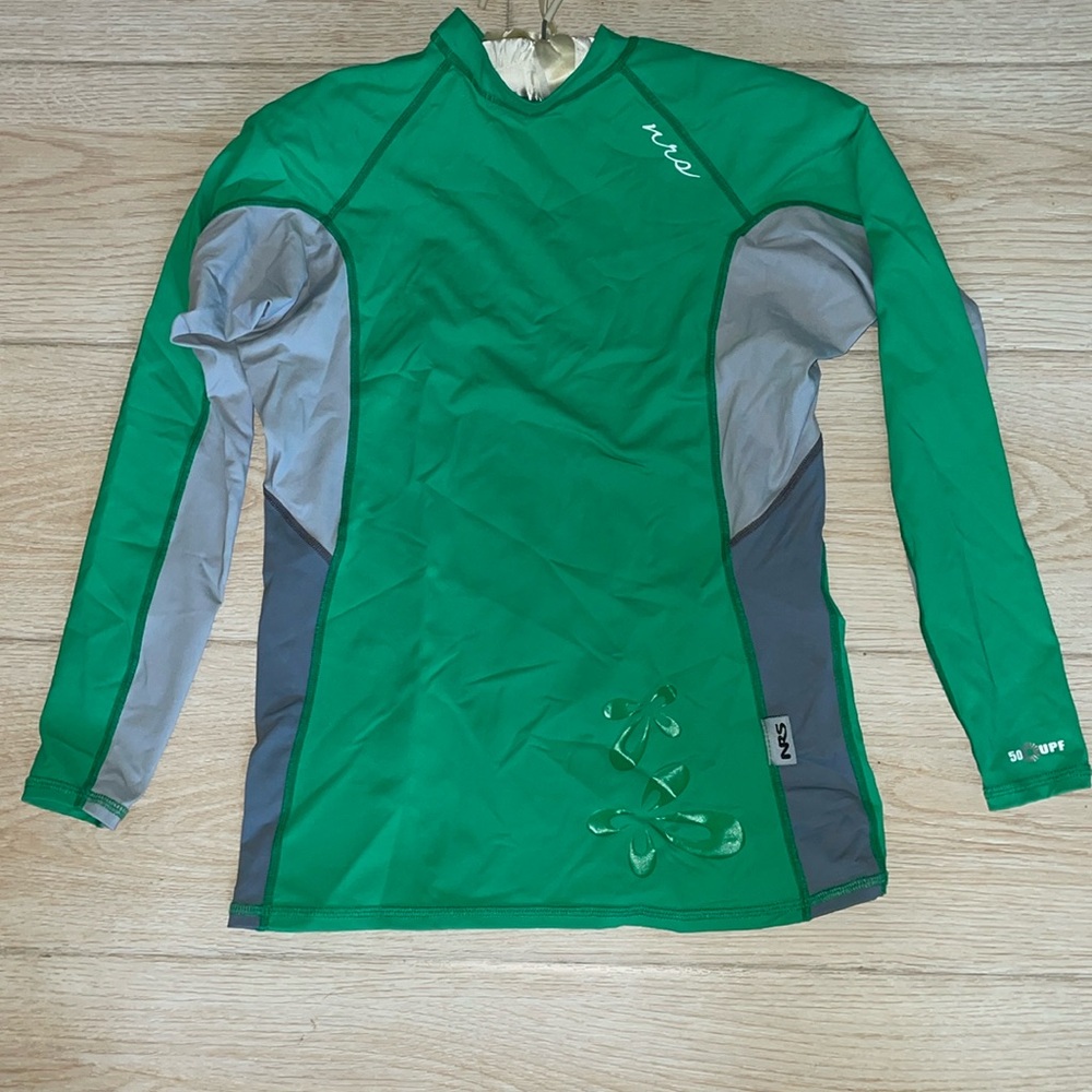 Woman’s NRS Rash Gard. S